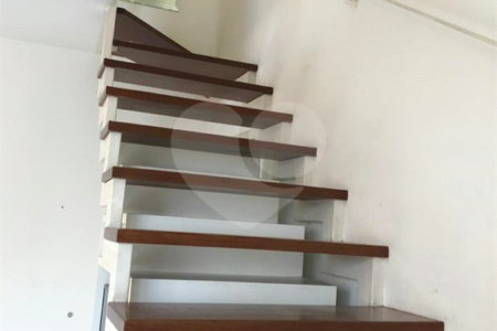 DUPLEX REFORMADO, 02 DORMITORIOS, 01 VAGA C/ ARMARIOS, VARANDA AMPLA, LAZER DE CLUBE!!!
