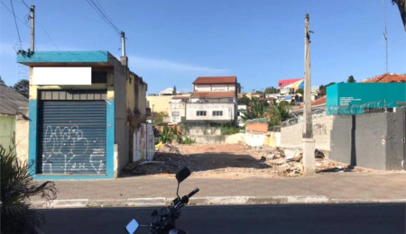 Terreno à venda em Vila Romanópolis, Ferraz de Vasconcelos, SP