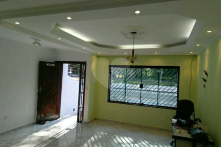 Sobrado à venda com 3 quartos, sendo 1 suíte, em Vila Mazzei, São Paulo, SP
