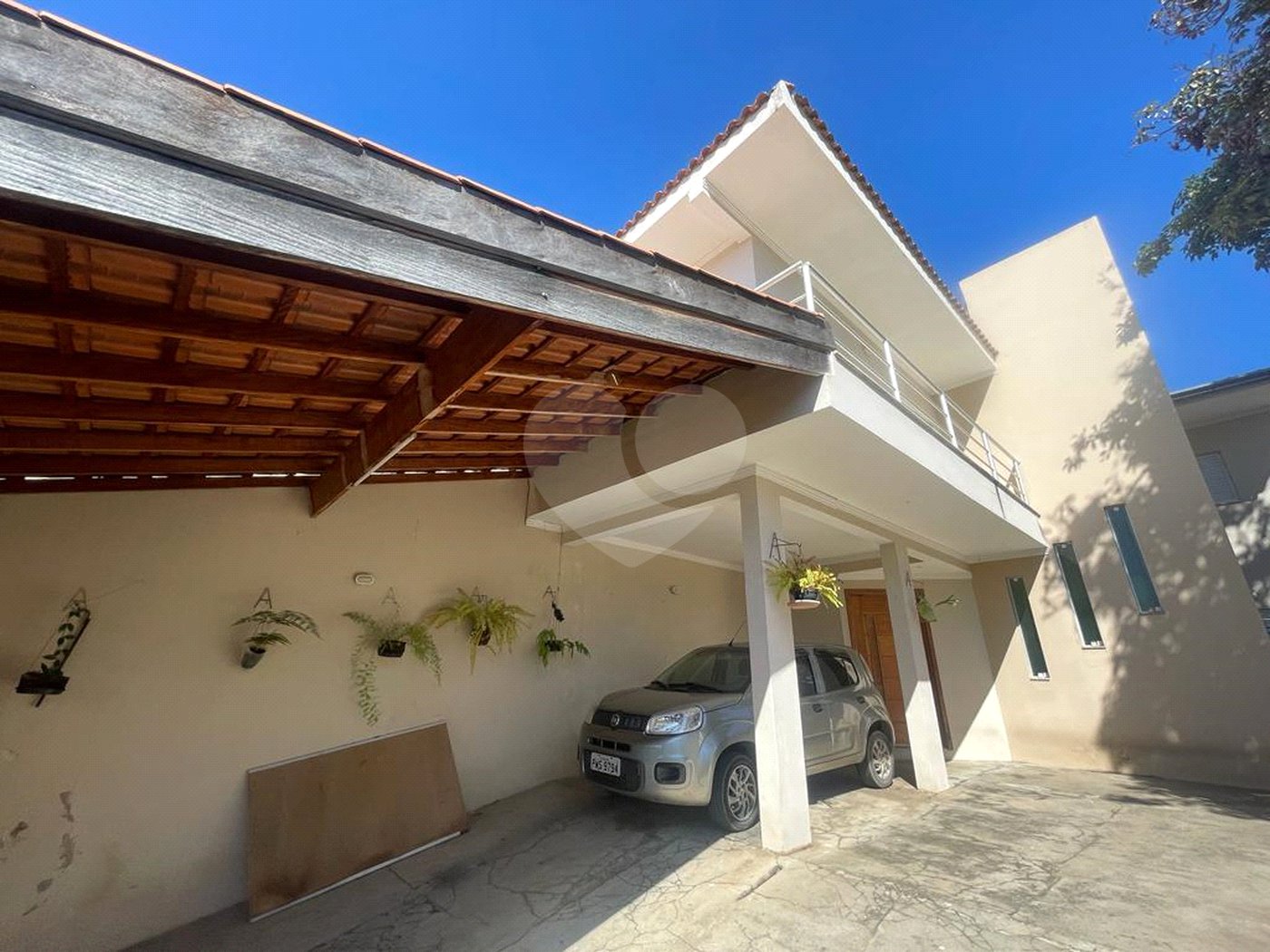 Casa à venda com 3 quartos, sendo 2 suítes,  em Jardim Santa Bárbara, Sorocaba, SP