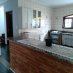Sobrado à venda ou para alugar com 4 suítes em Balneário Arpoador, Peruíbe, SP