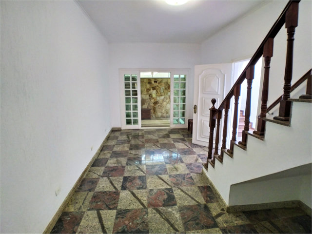 Sobrado à venda com 3 quartos, sendo 1 suíte,  em Vila Mazzei, São Paulo, SP