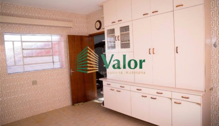 Casa à venda com 3 quartos, sendo 1 suíte,  em Núcleo Residencial Silvio Vilari, São Carlos, SP