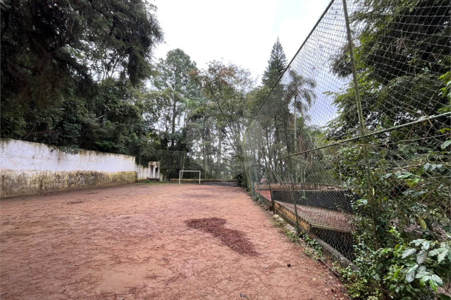 Casa à venda ou para alugar com 5 quartos em Roseira, Mairiporã, SP