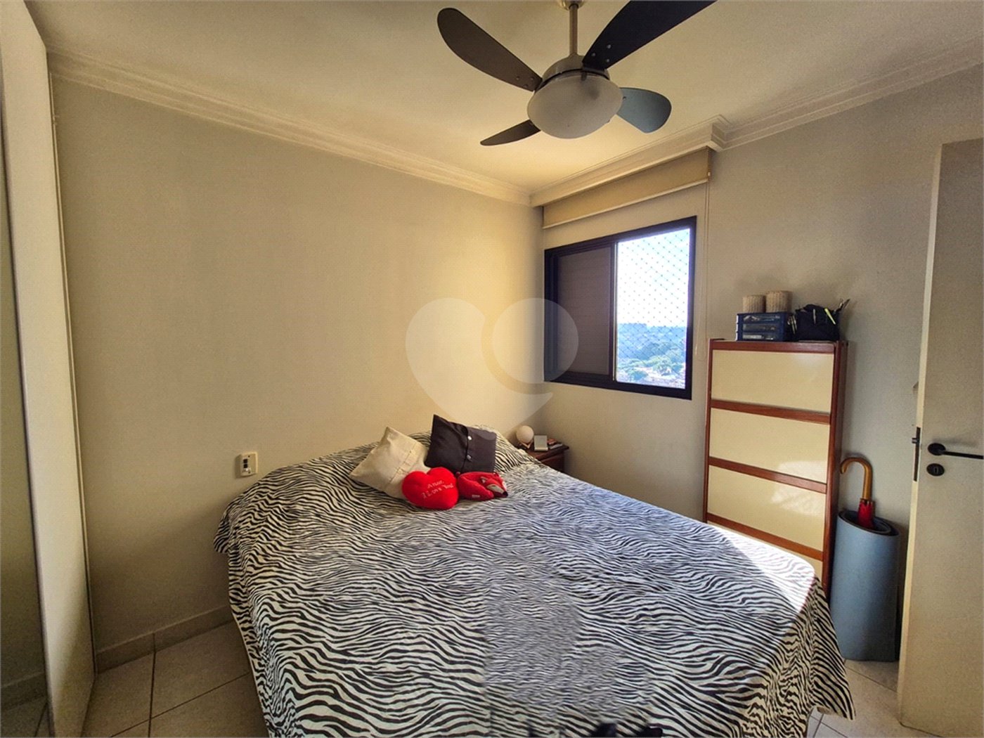 Apartamento à venda ou para alugar com 3 quartos, sendo 1 suíte, em Jardim Esmeralda, São Paulo, SP
