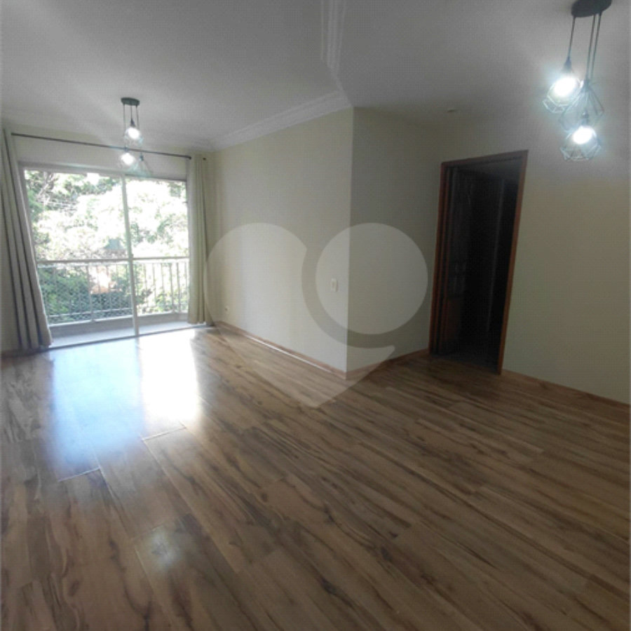 Apartamento para alugar com 4 quartos, sendo 1 suíte, em Vila Sônia, São Paulo, SP
