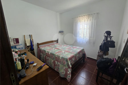 Casa à venda com 3 quartos em Vila Prado, Itapetininga, SP