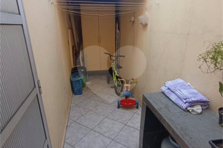Sobrado à venda com 3 quartos, sendo 1 suíte, em Cidade Continental, São Paulo, SP