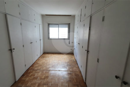 Apartamento à venda com 3 quartos, sendo 2 suítes, em Jardim Paulista, São Paulo, SP