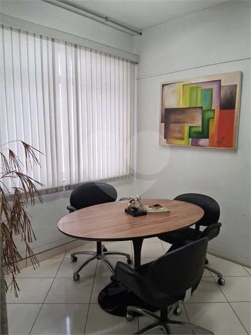 Sala comercial no centro de São Paulo