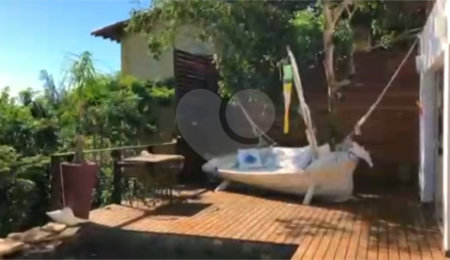 Casa à venda com 4 quartos, sendo 2 suítes,  em Albatroz, Armação dos Búzios, RJ