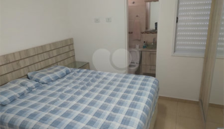 Casa à venda com 2 quartos, sendo 1 suíte, no condomínio Residencial Karen, São Paulo - SP