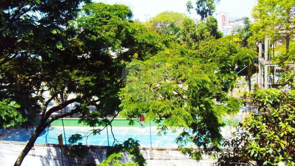 Sobrado à venda com 3 quartos, sendo 1 suíte, em Jardim Prudência, São Paulo, SP