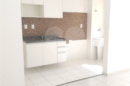 Apartamento à venda com 2 quartos em João Xxiii, Vinhedo, SP