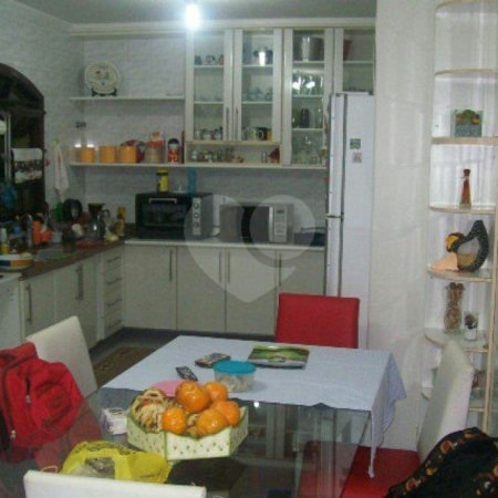 Casa à venda com 3 quartos no condomínio Travessa Sílvio Lazzari,76, São Paulo - SP