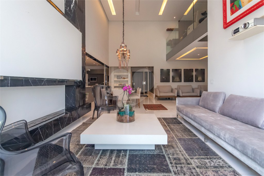 Apartamento à venda com 4 suítes em Campo Belo, São Paulo, SP