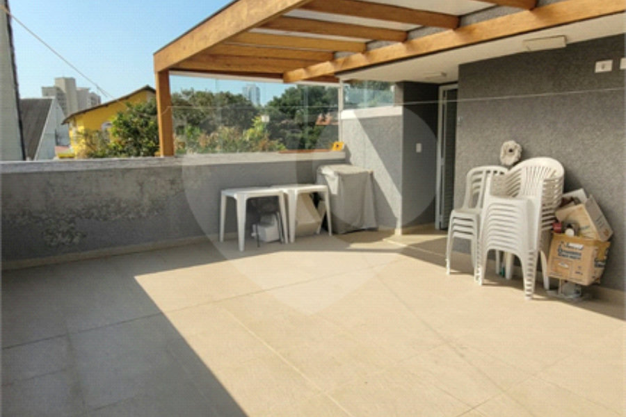 Casa à venda com 2 suítes no condomínio Residencial Sophia, São Paulo - SP