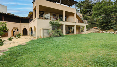 Sobrado à venda com 3 quartos, sendo 1 suíte,  em Chácara Monte Alegre, São Paulo, SP
