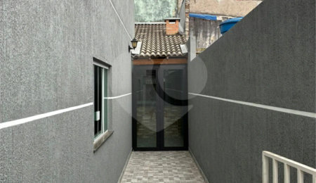 Sobrado à venda com 3 quartos, sendo 1 suíte,  em Vila Maricy, Guarulhos, SP