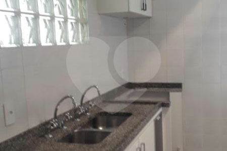 Casa para alugar com 3 suítes no condomínio Residencial Courtyard Village, São Paulo - SP