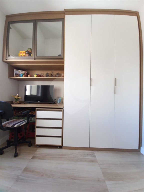 Apartamento à venda com 2 quartos, sendo 1 suíte,  em Jardim São Pedro, Mogi das Cruzes, SP