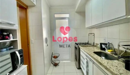 Apartamento à venda com 3 quartos, sendo 1 suíte, em Parque Residencial Aquarius, São José dos Campos, SP
