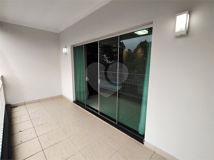 Sobrado à venda com 3 quartos, sendo 2 suítes, em Jardim Itália, Itapetininga, SP