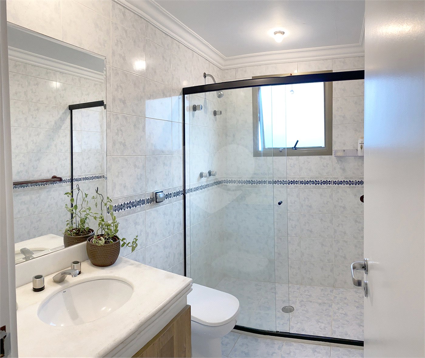 Apartamento à venda com 3 suítes em Vila Suzana, São Paulo, SP