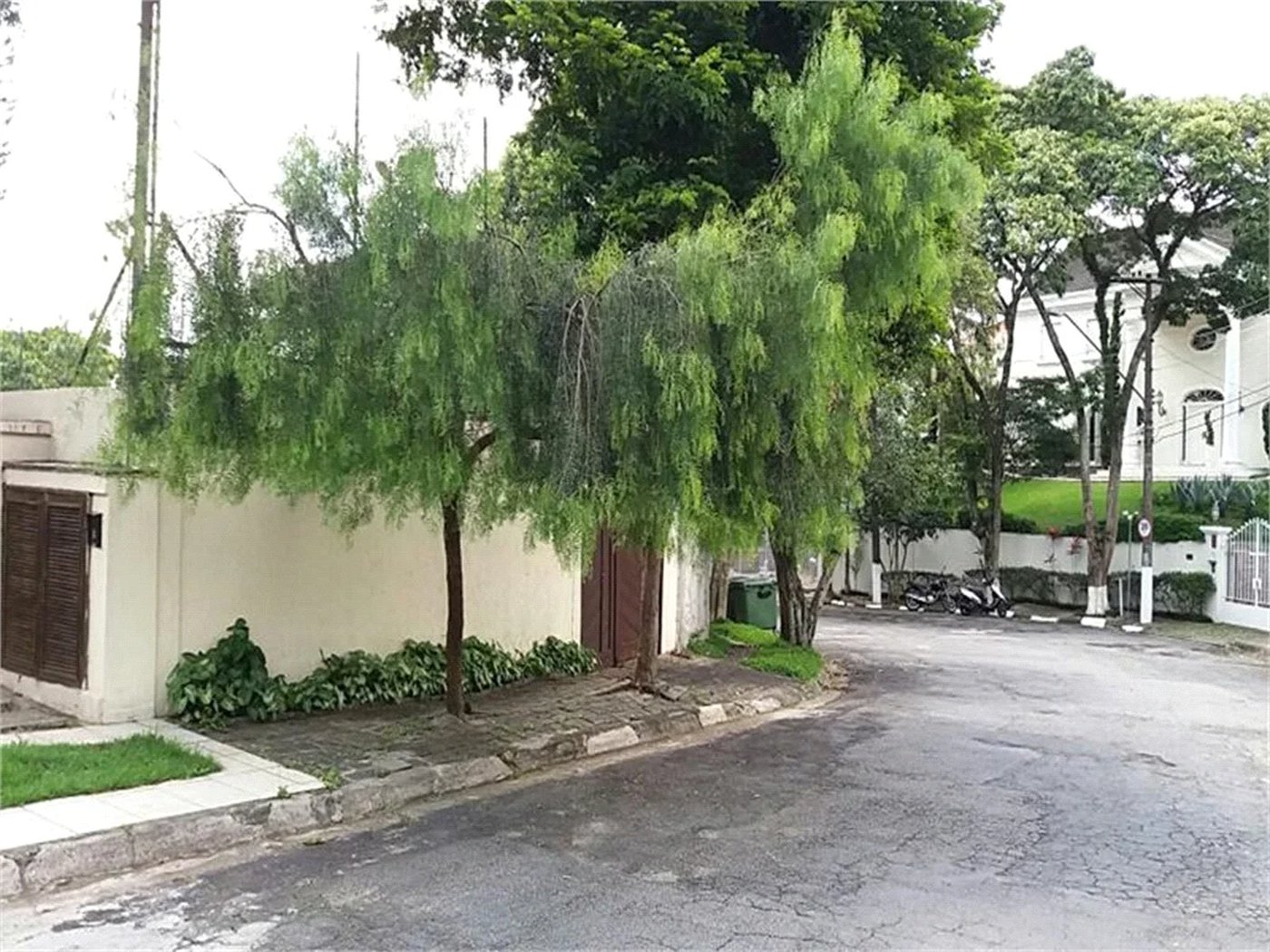 Terreno à venda em Jardim Leonor, São Paulo, SP