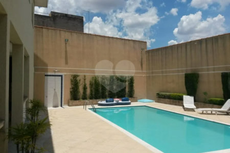 Casa à venda com 3 quartos, sendo 1 suíte,  em Santana, São Paulo, SP