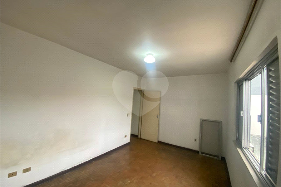 Sobrado à venda com 3 quartos em Bom Retiro, São Paulo, SP