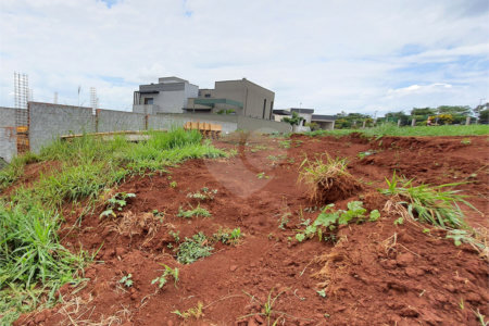 Terreno à venda no condomínio Alto da Boa Vista Cravinhos, Cravinhos - SP