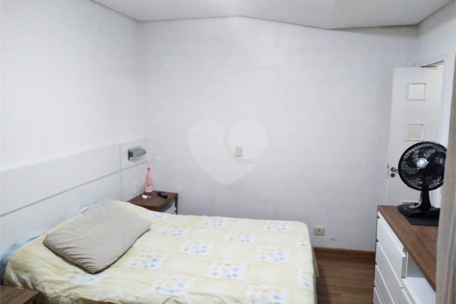 Casa à venda com 4 quartos, sendo 1 suíte, em Santana, São Paulo, SP