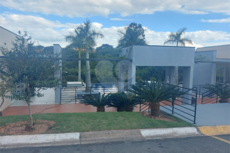 Casa à venda com 3 quartos, sendo 1 suíte,  no condomínio Gardenville, Itu - SP