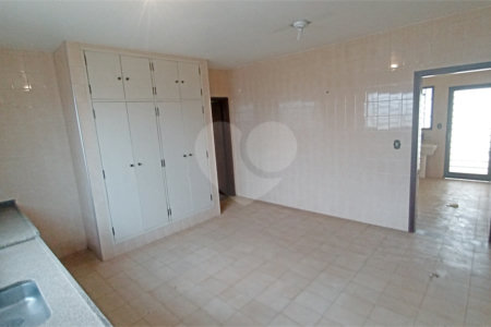 Casa à venda com 3 quartos em Santa Rosa, Vinhedo, SP