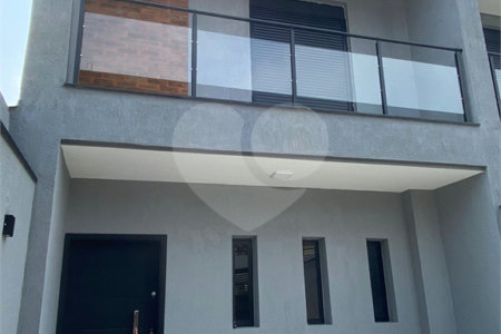 Sobrado à venda com 3 suítes em Vila Cruzeiro, São Paulo, SP