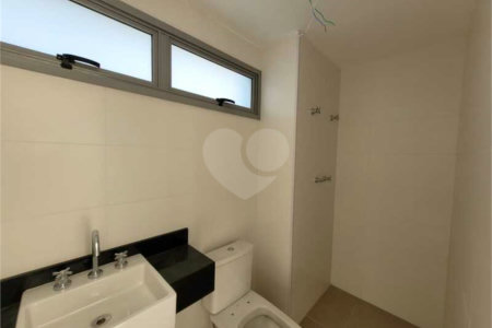 Apartamento à venda com 3 suítes em Água Branca, São Paulo, SP