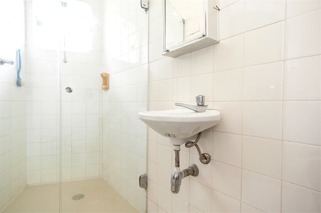 Casa Térrea à venda com 3 quartos, sendo 1 suíte, em Vila Inah, São Paulo, SP