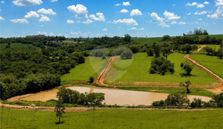 Terreno à venda no condomínio Valle dos Cervos 1, Araçoiaba da Serra - SP
