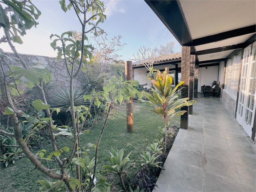 Casa à venda ou para alugar com 4 quartos em Praia Rasa, Armação dos Búzios, RJ