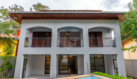 Casa à venda com 4 quartos, sendo 2 suítes,  em Jardim Marajoara, São Paulo, SP