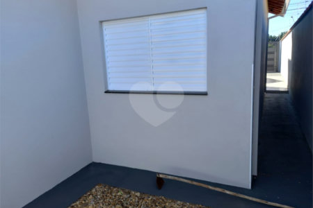 Casa térrea em Araraquara/SP.