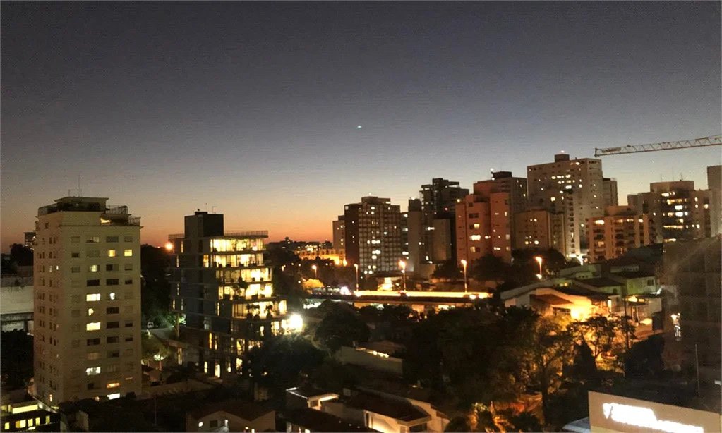 Apartamento à venda com 2 quartos, sendo 1 suíte, em Pinheiros, São Paulo, SP
