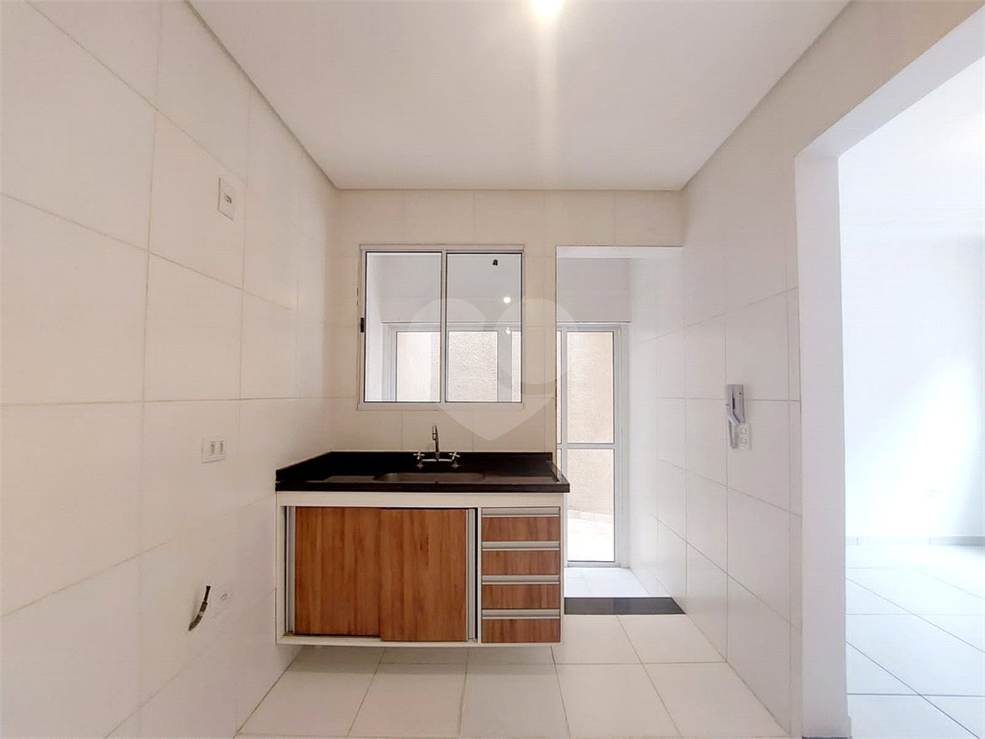 Casa para alugar com 2 suítes no condomínio Residencial Atucuri, São Paulo - SP