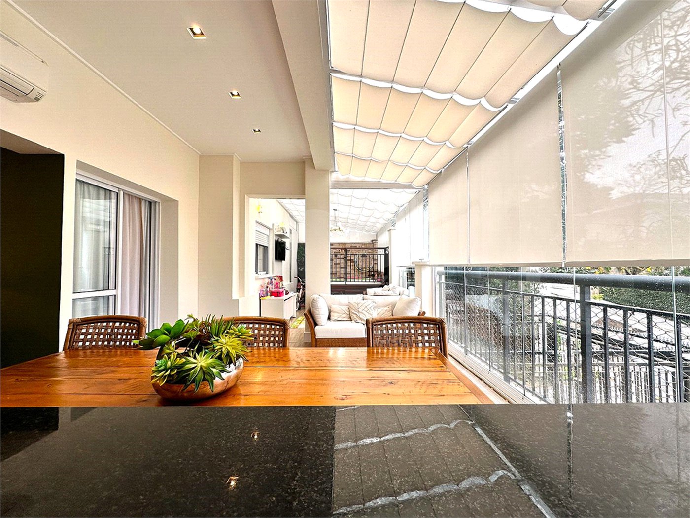 Apartamento à venda com 3 quartos, sendo 2 suítes, em Tremembé, São Paulo, SP