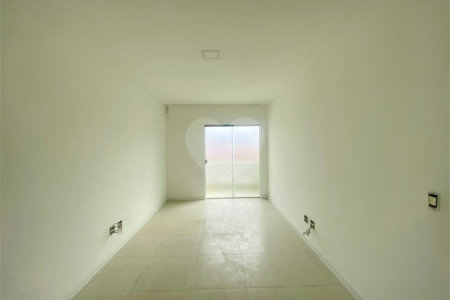 Casa à venda com 3 quartos, sendo 1 suíte, em Campo Grande, Rio de Janeiro, RJ