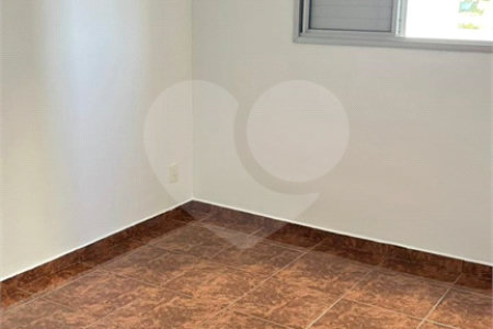 Apartamento à venda com 3 quartos em Cidade Líder, São Paulo, SP