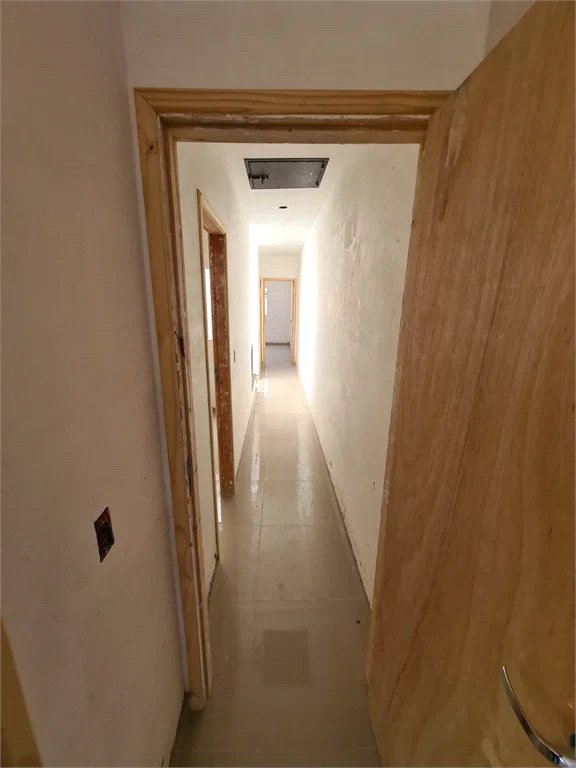 Sobrado à venda com 3 quartos, sendo 1 suíte, em Vila Gomes, São Paulo, SP
