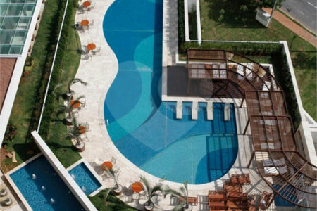 Apartamento à venda com 3 suítes em Moema, São Paulo, SP