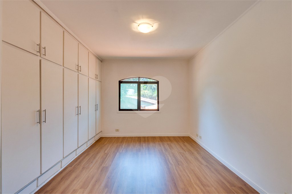 Sobrado para alugar com 4 suítes em Alto da Boa Vista, São Paulo, SP